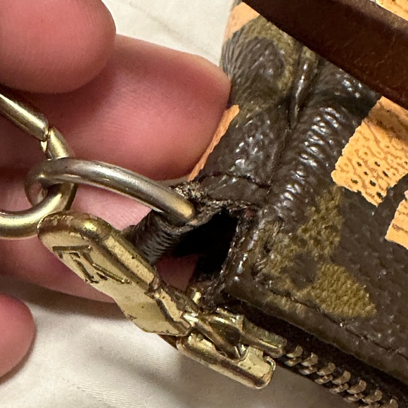 ❤️SOLD on IG❤️Louis Vuitton Pochette Accessories limited edition - Picture 10 of 15